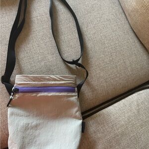 lululemon bottle bag